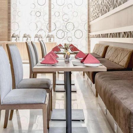 Hotel Grandhika Iskandarsyah Джакарта Екстер'єр фото