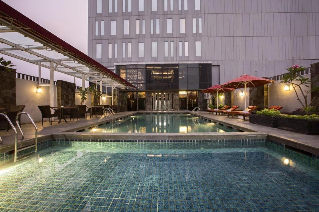 Hotel Grandhika Iskandarsyah Джакарта Екстер'єр фото