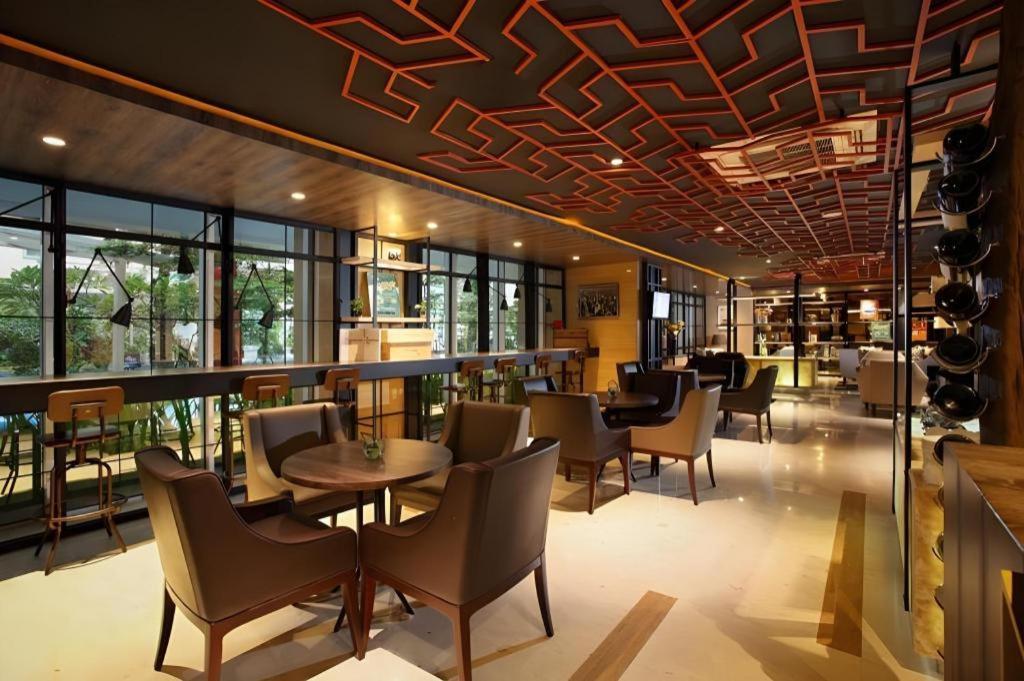 Hotel Grandhika Iskandarsyah Джакарта Екстер'єр фото