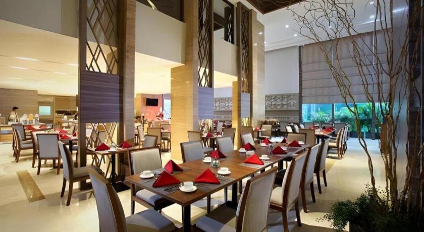 Hotel Grandhika Iskandarsyah Джакарта Екстер'єр фото