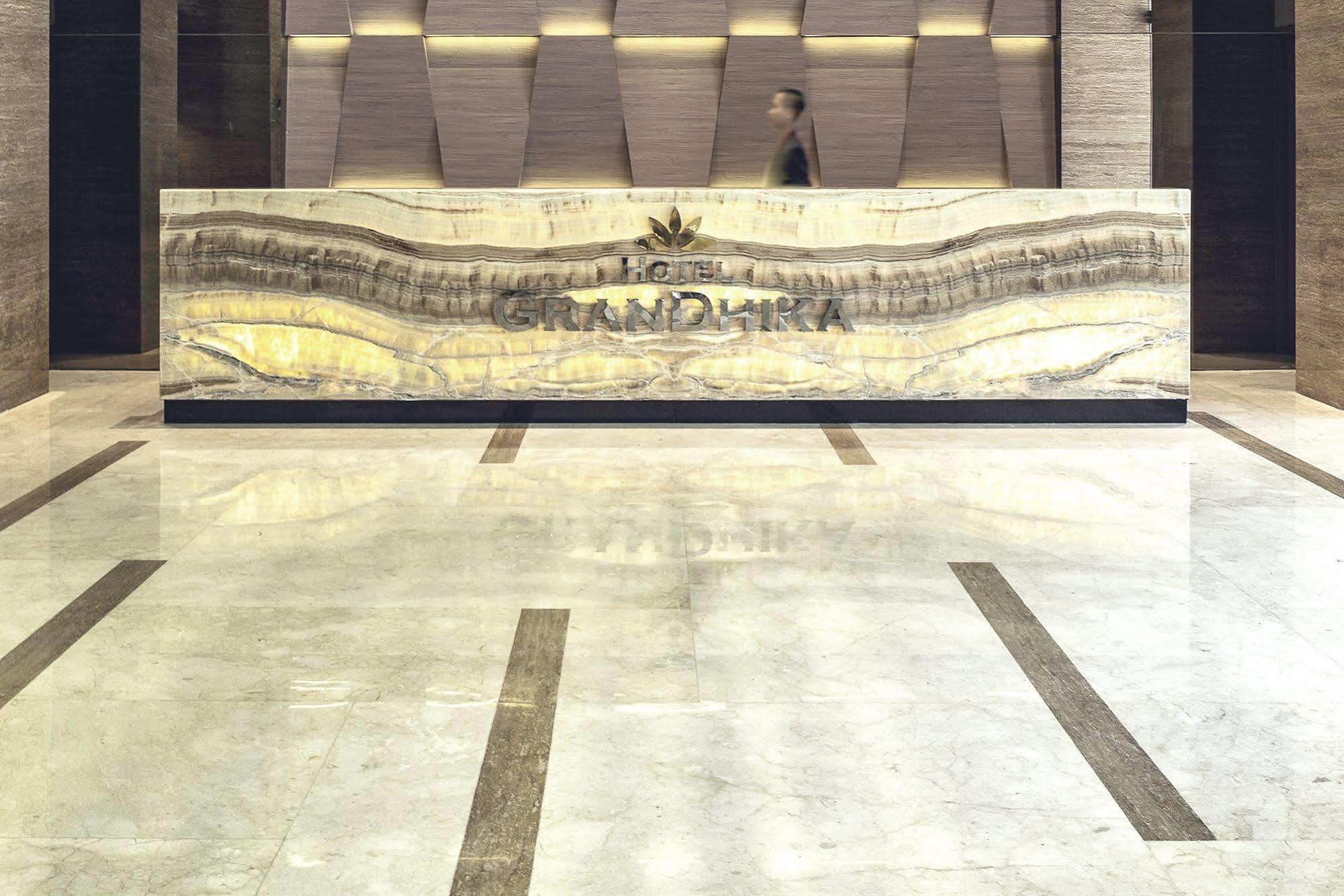 Hotel Grandhika Iskandarsyah Джакарта Екстер'єр фото