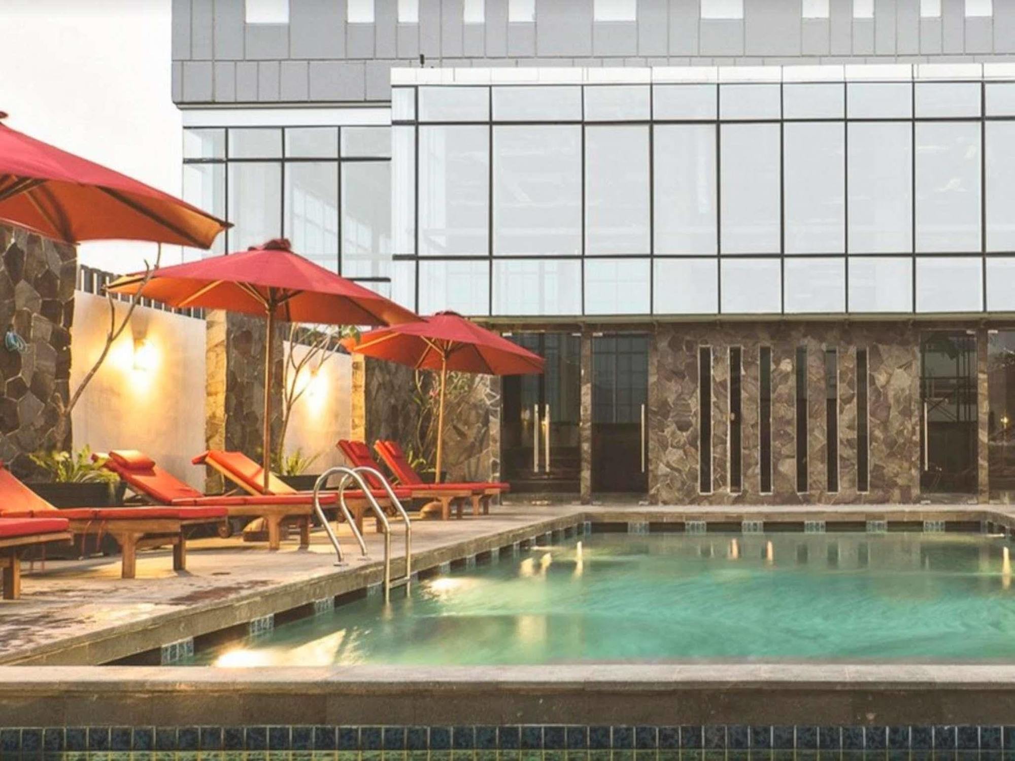 Hotel Grandhika Iskandarsyah Джакарта Екстер'єр фото